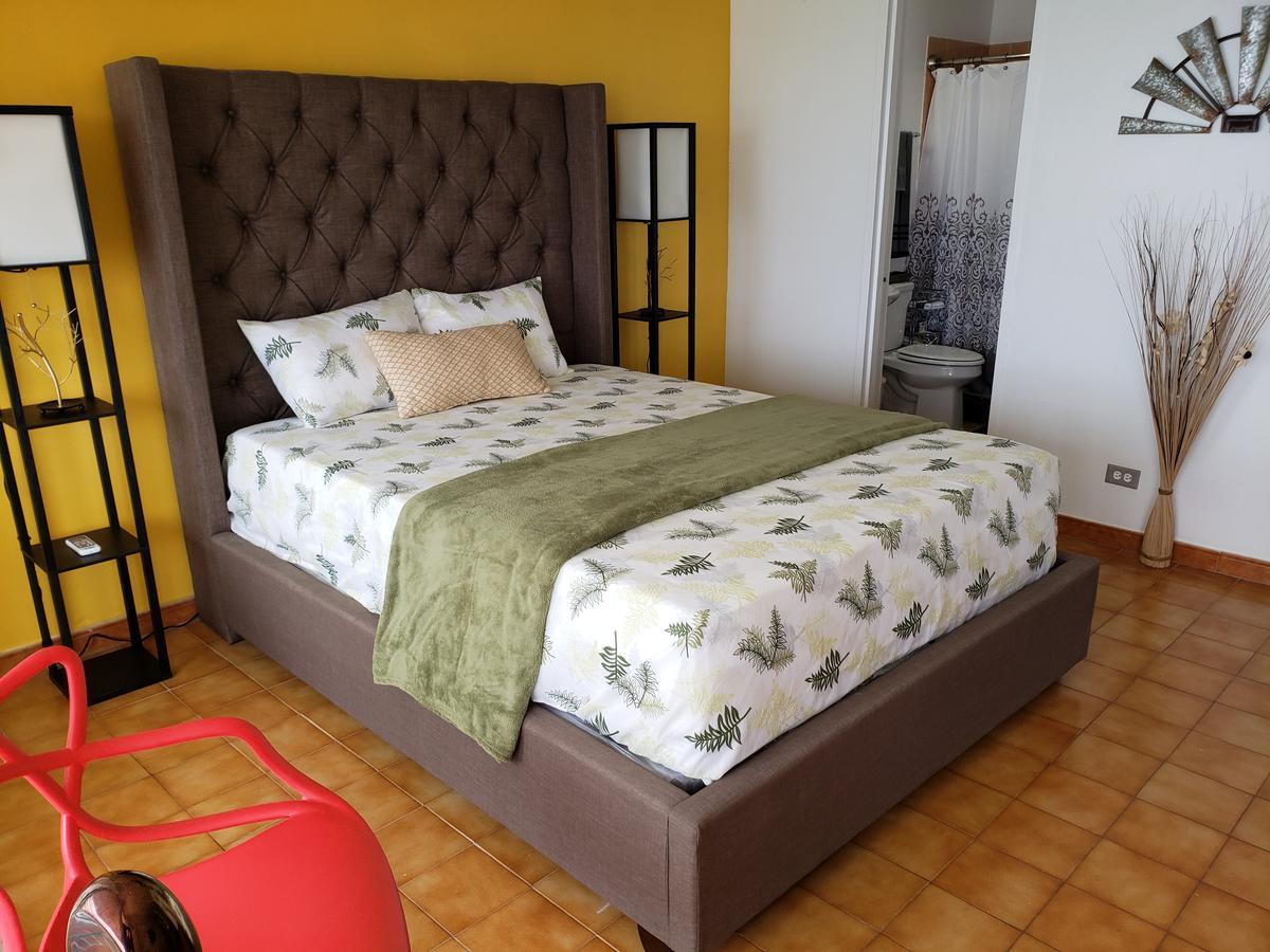 Gorgeous Beach Front Studio With Electricity Water Ac Luquillo Eksteriør bilde